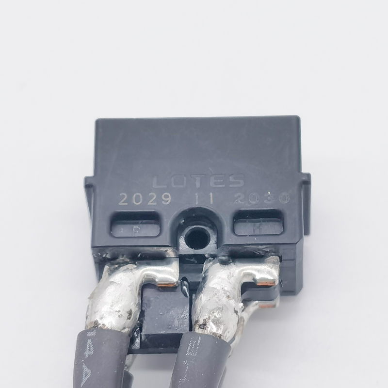 Lotes 4,2mm rozteč 2x4 pin awaf0046napájecí ponor kabelové konektor drátnové energetické elektrické vozidlo pro solární panel přizpůsobení kabelu